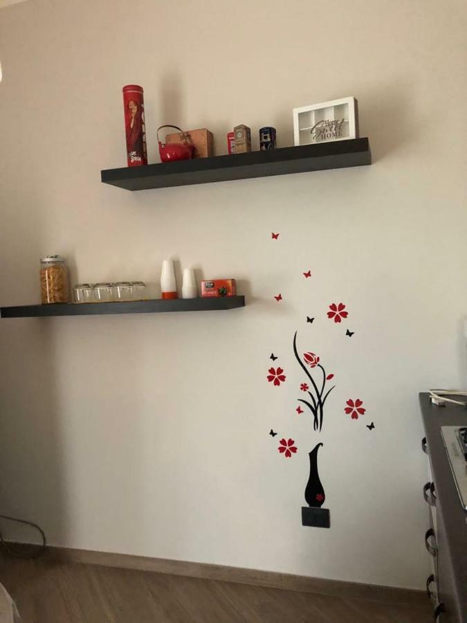 B&B Tre Passi Dalla Torre Montesarchio Extérieur photo