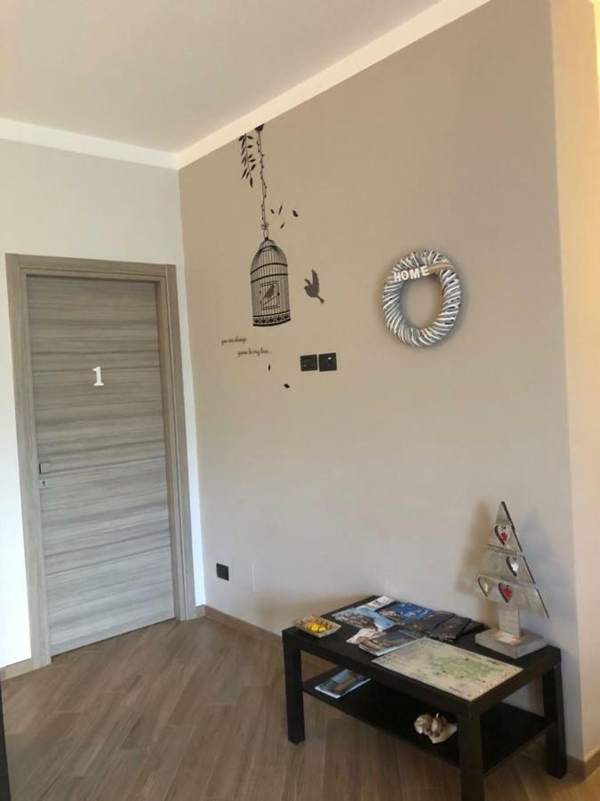 B&B Tre Passi Dalla Torre Montesarchio Extérieur photo